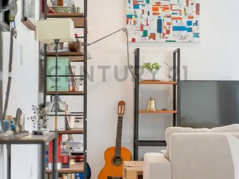 Casa en venta en Gonnet de 2 dormitorios y pileta