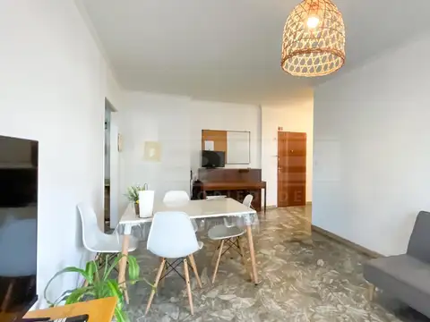 Depto Tipo Casa 2 ambientes con 1 baño