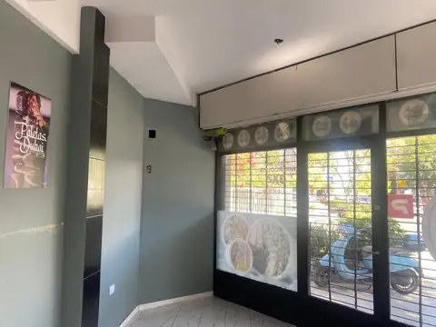 Local en Alquiler en Monte Castro, $ 1.000.000