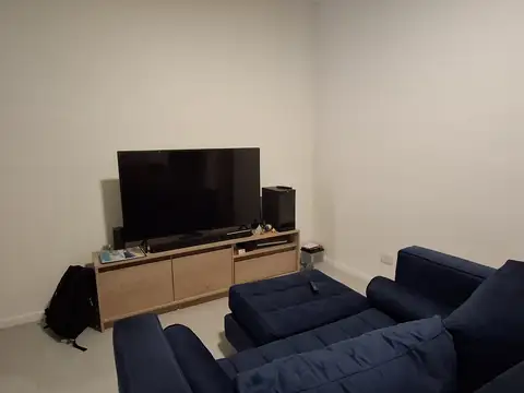 Depto Tipo Casa 4 ambientes con 2 baños