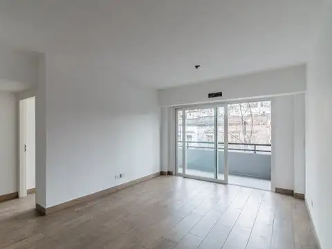 Venta Depto Tres ambientes en el Red Tower. Patio. Seguridad 24 hs. Full Amenities. Apto profes...