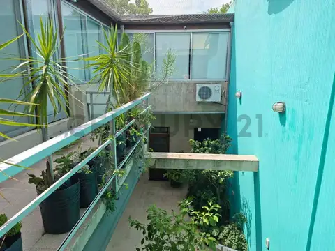 Hermosa Casa de 5 ambientes en Saavedra
