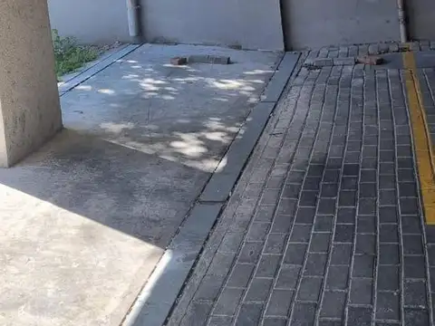 Cochera en venta - 15Mts2 - Villa Luro