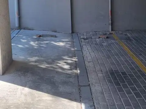 Cochera en venta - 15Mts2 - Villa Luro