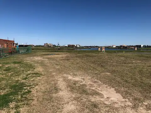 VENTA LOTE EL NAUDIR AGUAS PRIVADAS