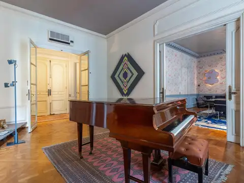 Departamento en Venta de 8 ambientes