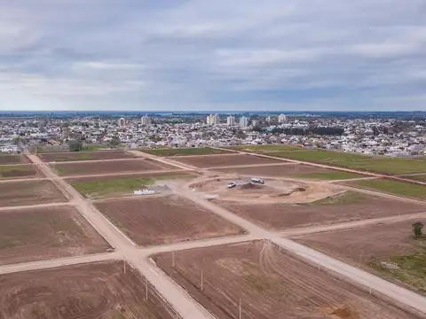 Terreno en Venta 30  mts Fondo