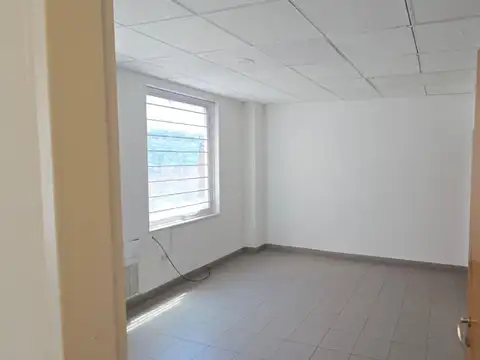 Alquilo Ofi Centro 95m2