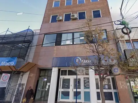 Alquilo Ofi Centro 95m2