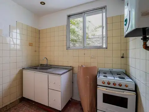 Depto Tipo Casa en Venta 60 años