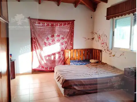 Casa 7 ambientes con 4 baños