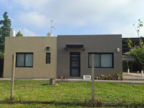 Venta Casa 3 ambientes sobre lote de 1000 m2,  Parque Sakura, Exaltacion de la Cruz-APTA CREDITO