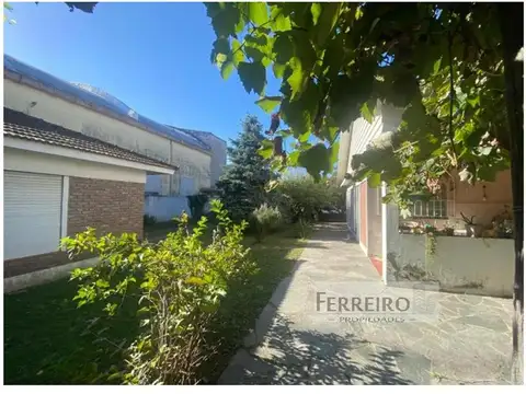 VENTA CASA QUINTA  936m2, IDEAL INVERSOR- APTA CRÉDITO