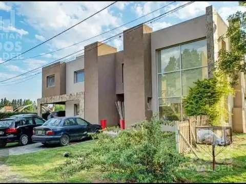 Casa en venta - Loma Verde.