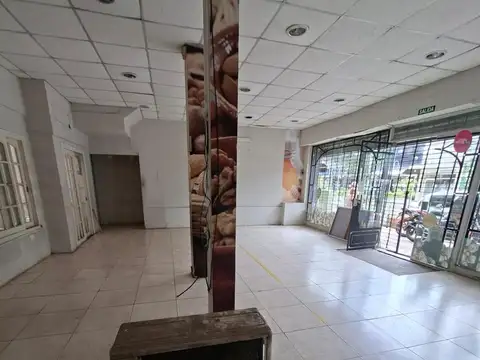 Local en Alquiler en La Lucila, $ 2.600.000