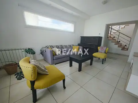 Casa en Alquiler en Centenario, $ 4.000.000
