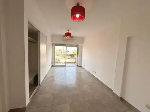 MONOAMBIENTE EN VENTA CON BALCON