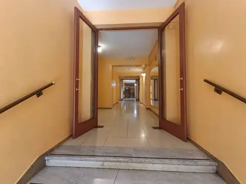 Departamento 6 ambientes con 1 baño