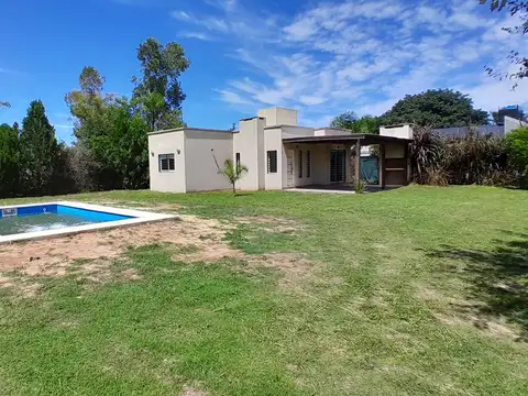 Casa 4 ambientes con 1 baño