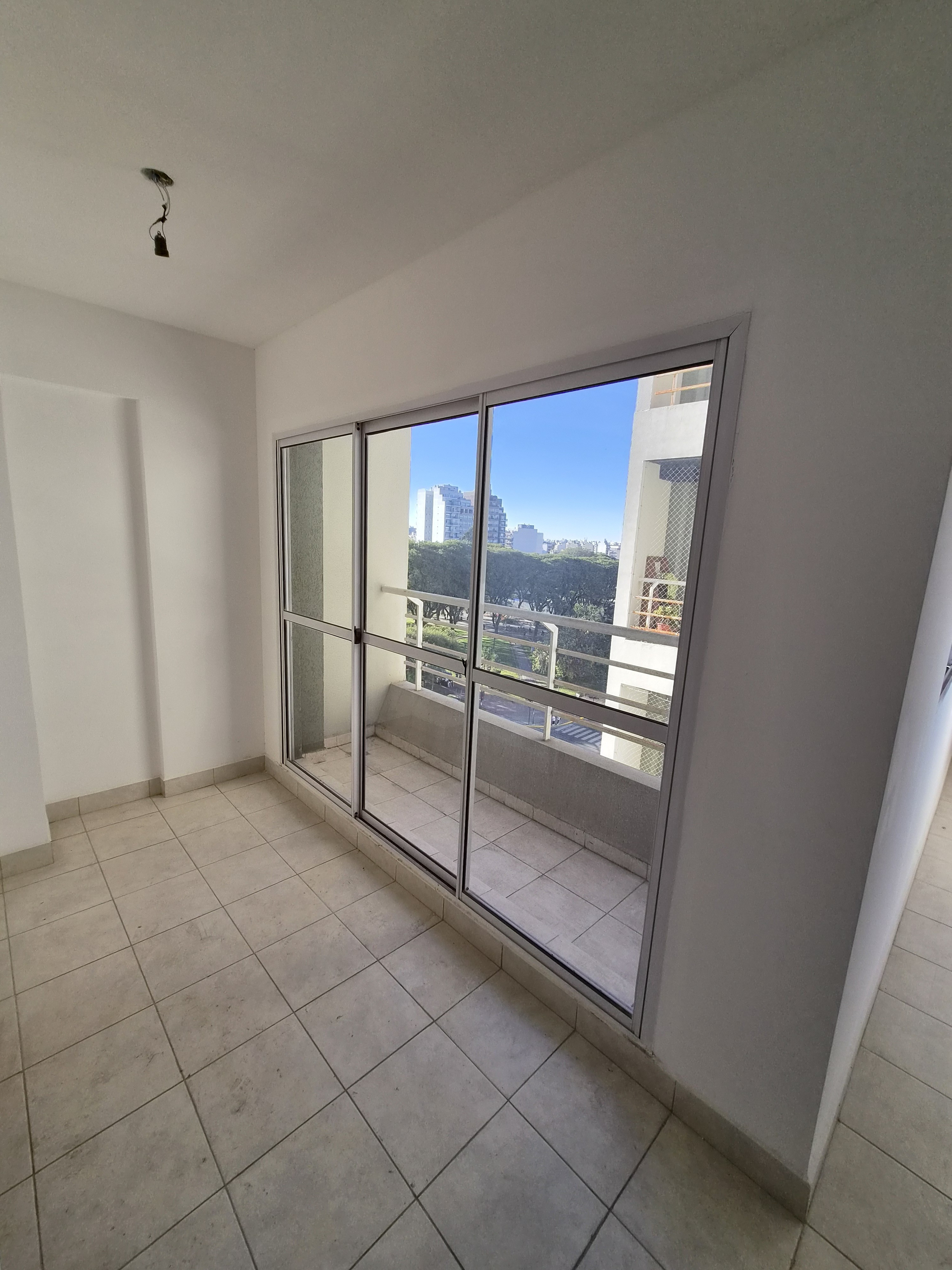 Departamento en Alquiler en Villa Luro, $ 490.000