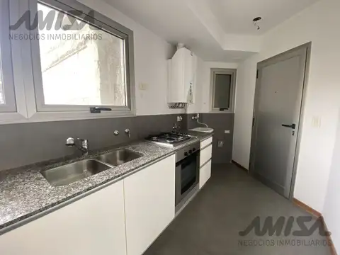 Departamento en Alquiler con 1 cocheras
