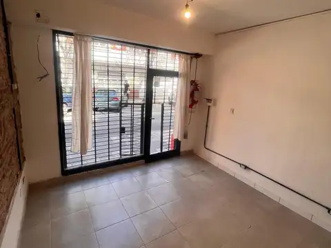 Local en Alquiler en San Fernando Vias  /  Centro, $ 750.000