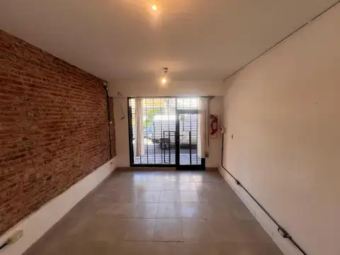 Local en Alquiler en San Fernando Vias  /  Centro, $ 800.000