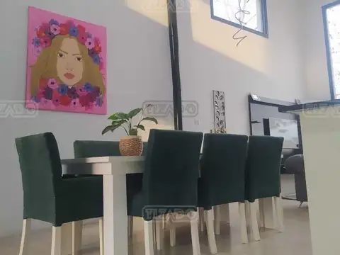 Casa 4 ambientes con 3 baños