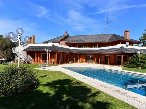 VENTA CASA LAS PRADERAS DE LUJAN APTO CREDITO