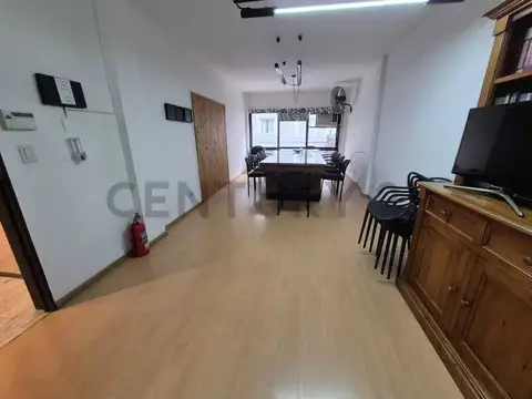 Libertad 1000, Piso 2