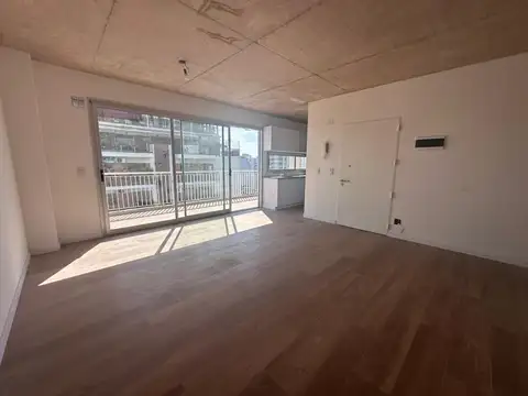 Venta  Depto Piso 4 ambientes balcón en Flores