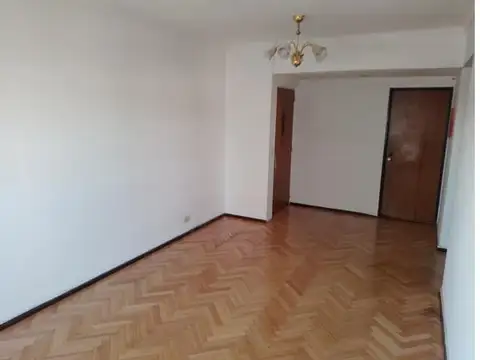 Cavassa 2600, Piso 7°