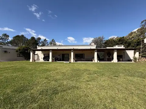 Casa en Venta en Chacras De La Cruz, USD 340.000