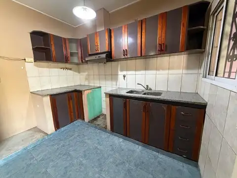 72 e/ 25 y 26 1500