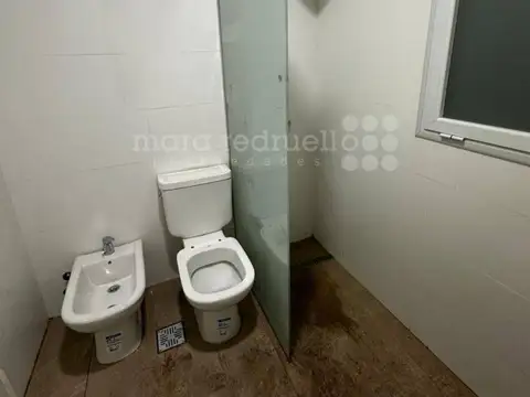 Casa 6 ambientes con 4 baños