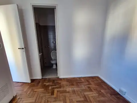 Departamento 4 ambientes con 3 baños