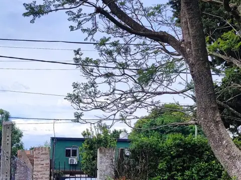 LOTE CON PROPIEDAD EN CONTRUCCIÓN EN VENTA - VILLA ELISA