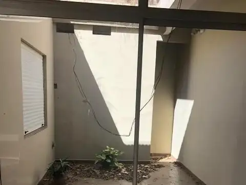 Casa en Venta en Quilmes Oeste, USD 68.000