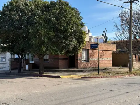 Casa en Venta en Dean Funes, Cordoba