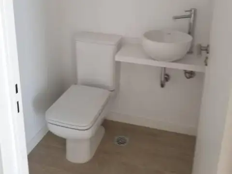 Departamento en Alquiler con 1 cocheras