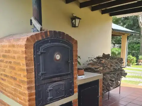 Casa 4 ambientes con 3 baños