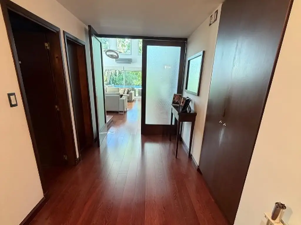 Casa en Venta con cochera