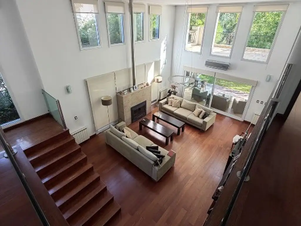 Casa en Venta de 5 Ambientes con Quincho y Piscina en el Exclusivo Club de Campo de Abril - Foto 20