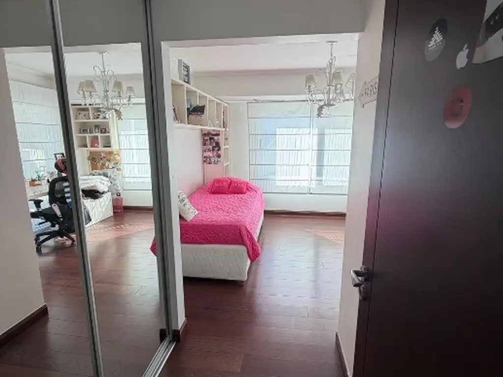 Casa en Venta de 5 Ambientes con Quincho y Piscina en el Exclusivo Club de Campo de Abril - Foto 23