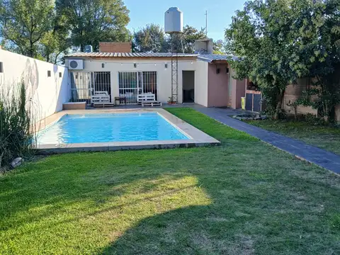 VENTA - QUINTA CON PISCINA - OPORTUNIDAD