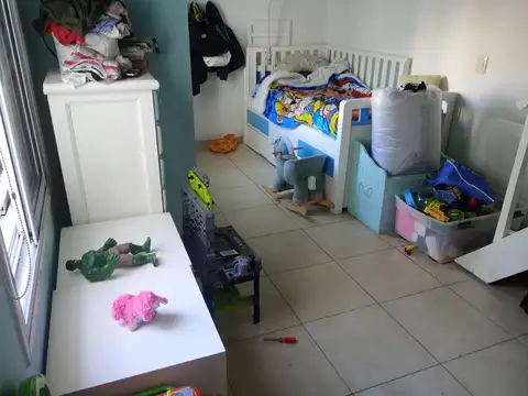 PH TIPO DUPLEX EN ALQUILER TRES AMBIENTES AL FRENTE CON BALCON, PATIO Y TERRAZA