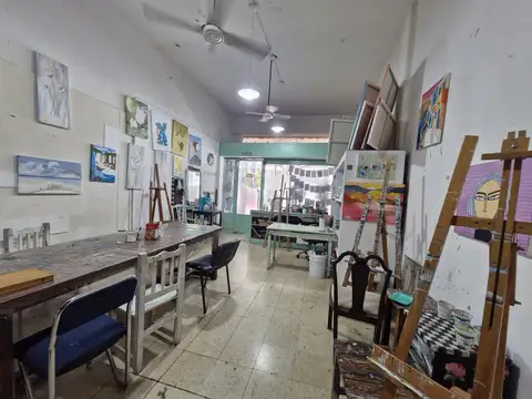 Local en Venta 80 años