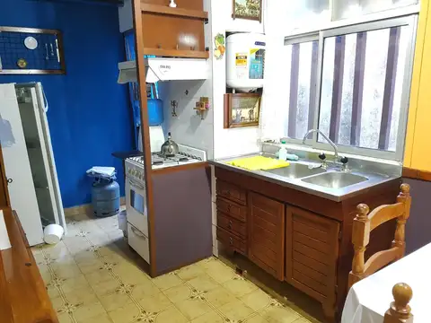 Local Comercial - HECHO DEPARTAMENTO - EXCELENTE UBICACIÓN