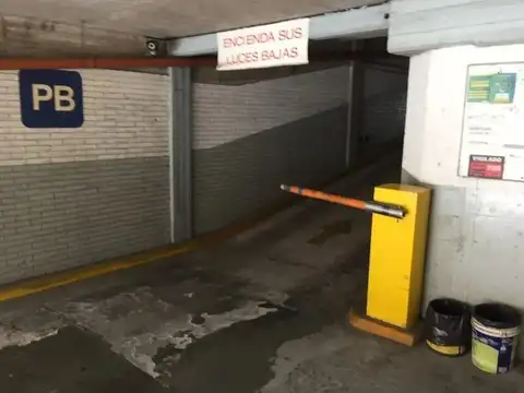 Cochera en Venta Fija