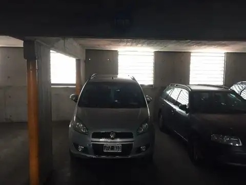 Adolfo Alsina 1600 Centro Cochera U$9.500